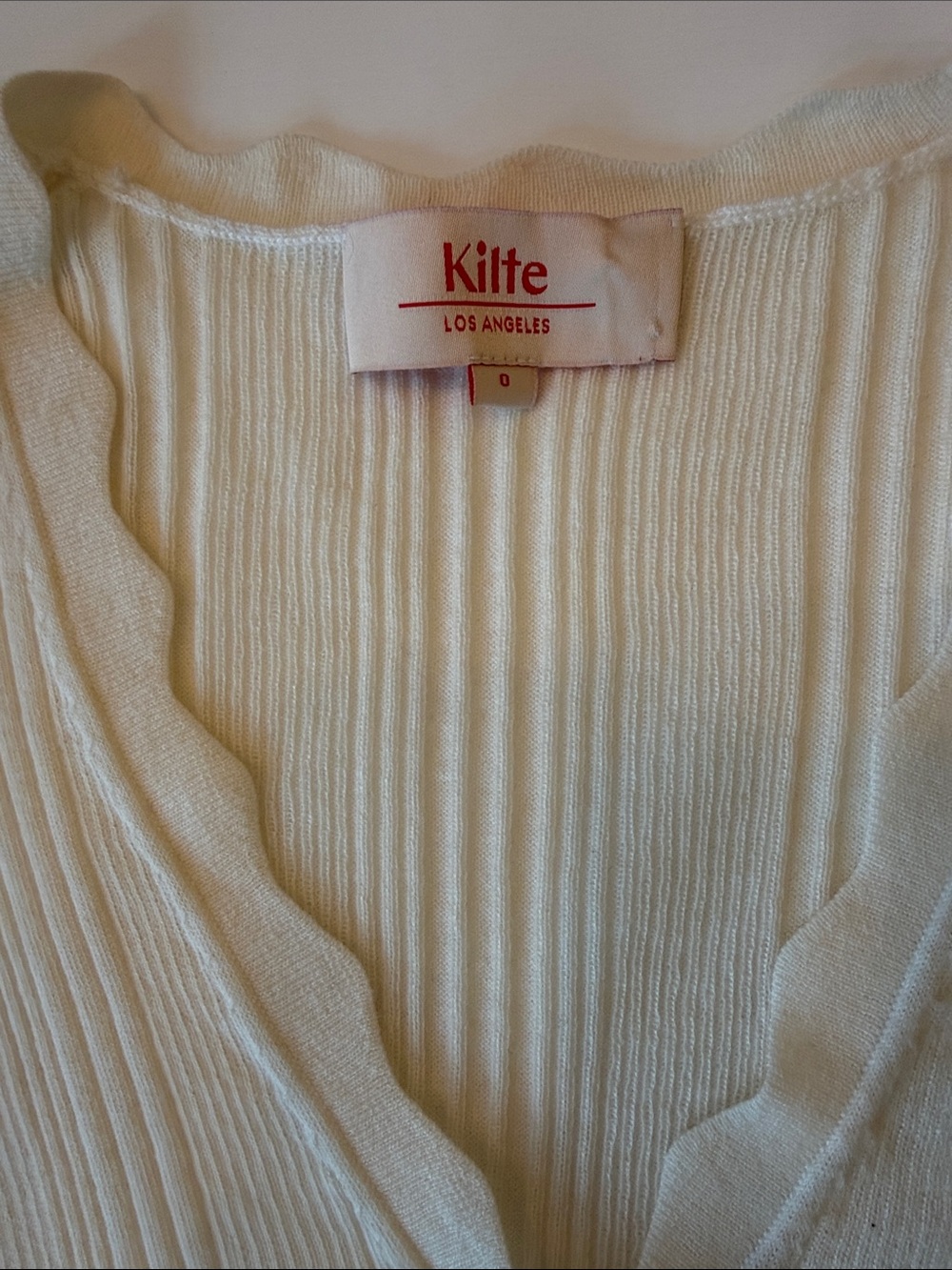 Kilte (Luxury) Scallop-Edge Ribbed Button Cardigan - Women - Picture 7 of 11
